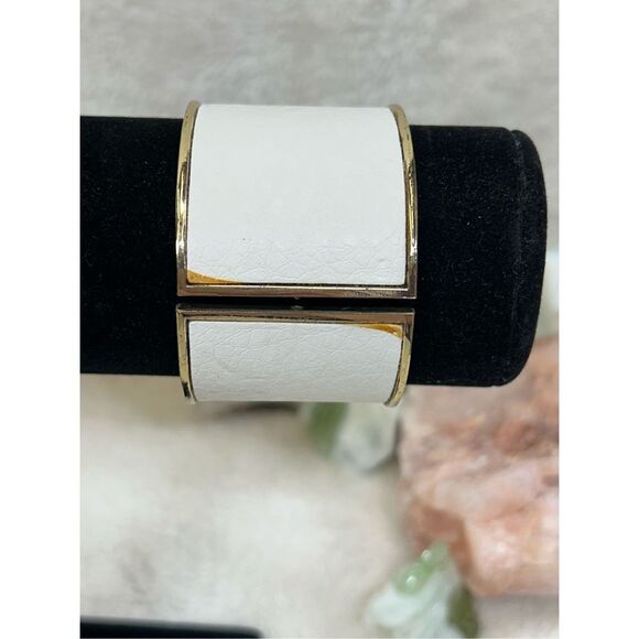 White and Gold Cuff Bracelet with Spring Hinge - Picture 2 of 5